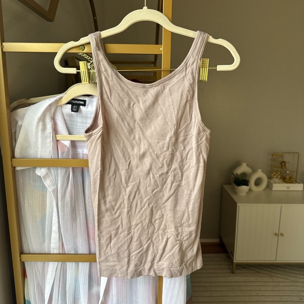 Lululemon Tank